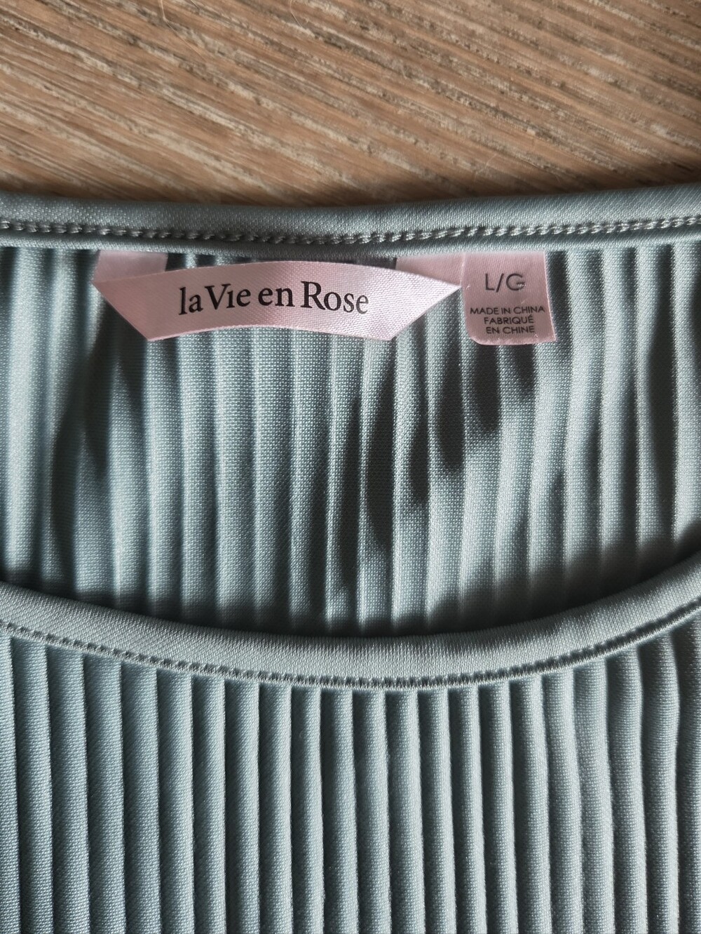la Vie en Rose Sage Green Ribbed Midi Dress – Large - Picture 3 of 4